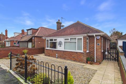 2 bedroom bungalow for sale, Second Avenue, East Yorkshire YO15