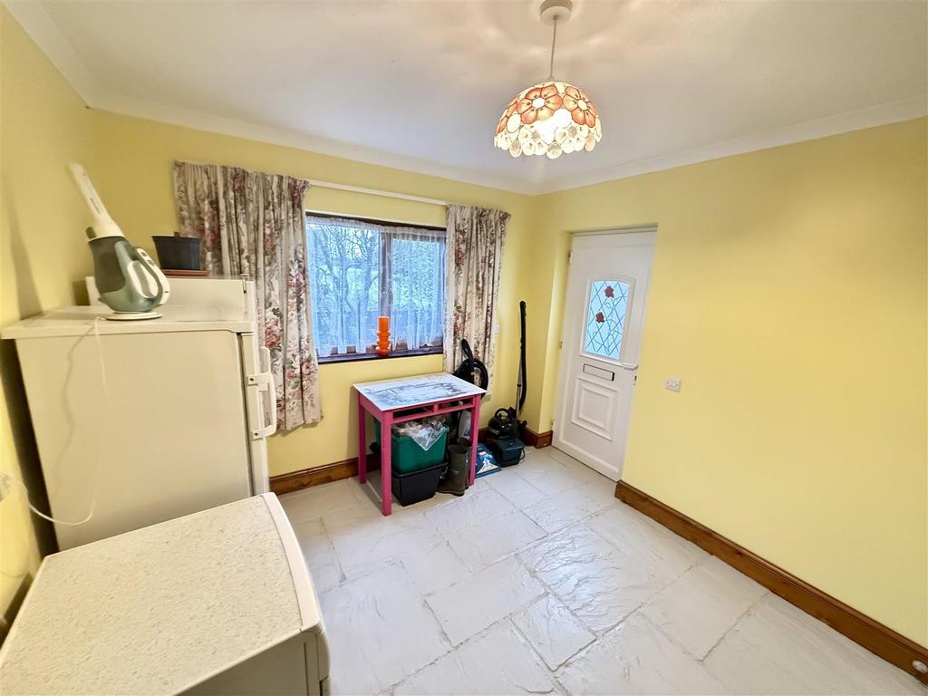 Annex accommodation