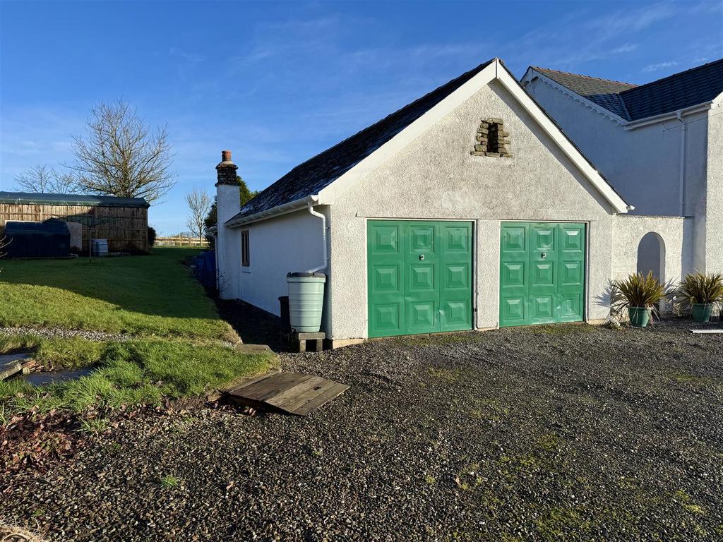 Double garage