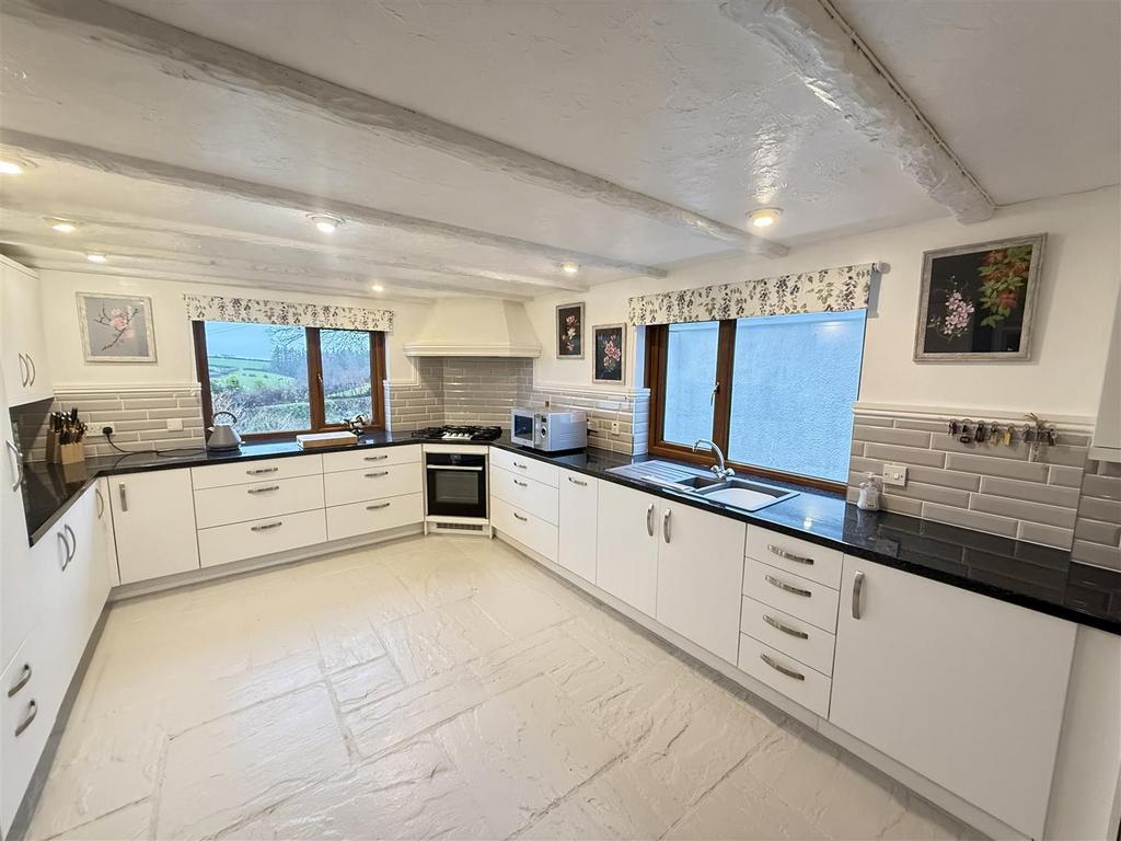 Kitchen/breakfast