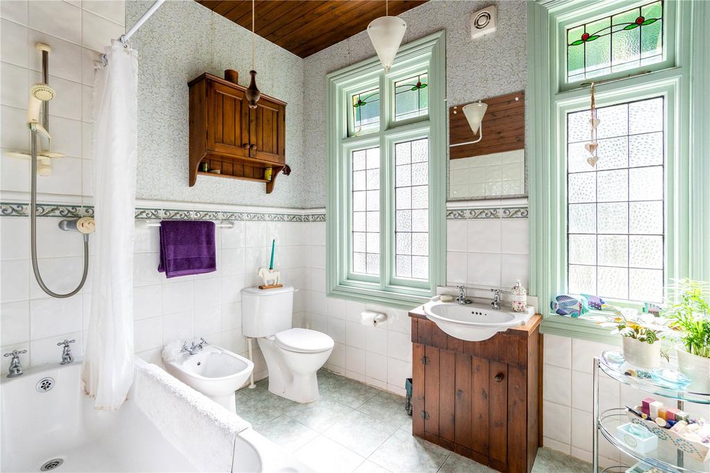 Downstairs Bathroom