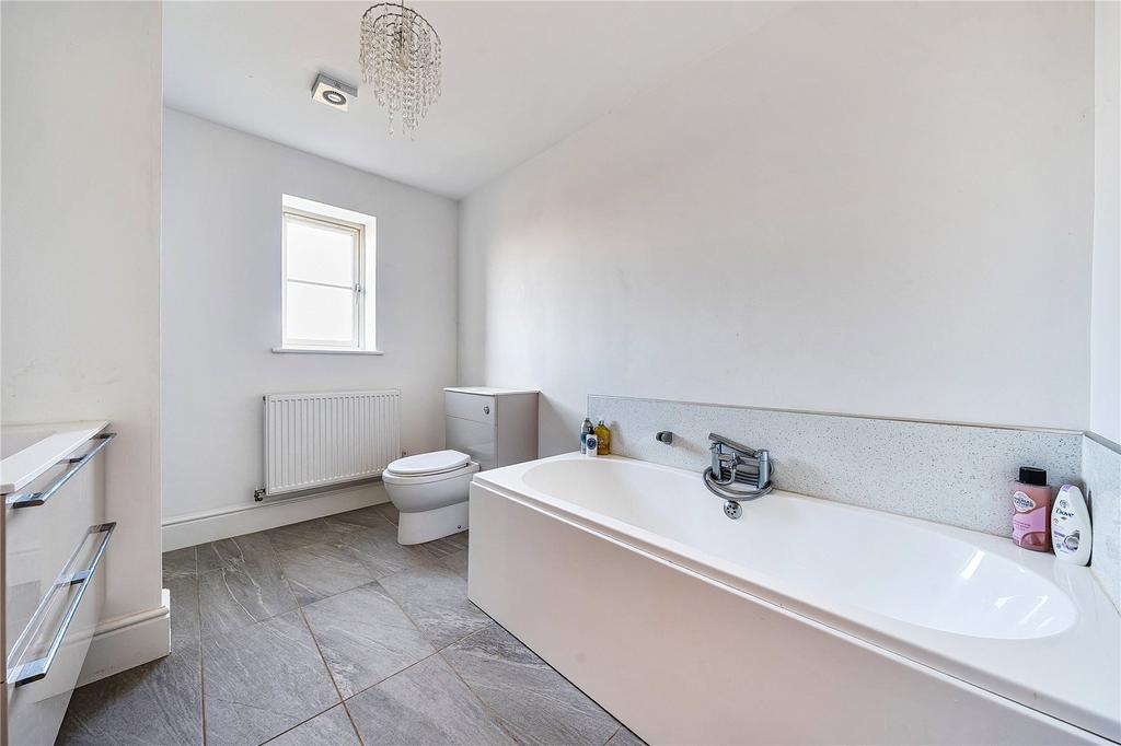 Bedroom Two En Suite