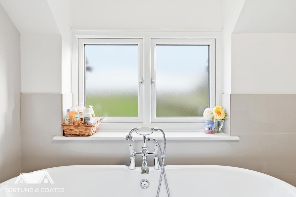Horse Cross Cottage 4.jpg