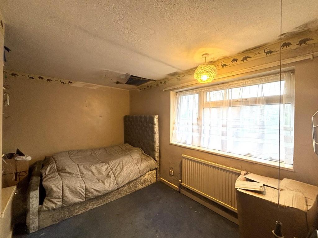 Bedroom 2.jpeg