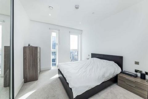 undefined, New Drum Street, London E1