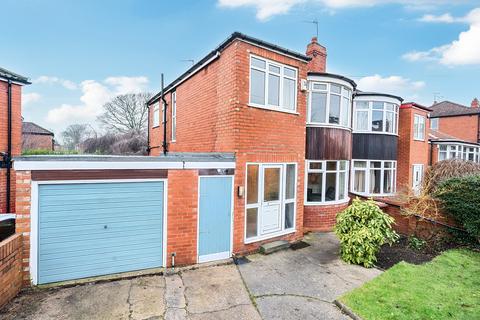 3 bedroom semi-detached house for sale, Kingswood Crescent, Leeds LS8