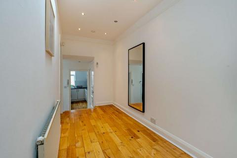 undefined, Green Lane, Northwood HA6