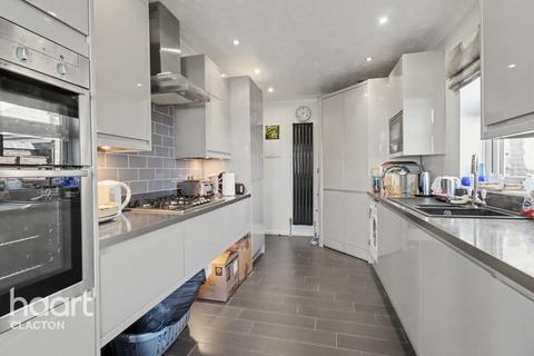3 bedroom detached bungalow for sale, Broadmere Close, Clacton-On-Sea