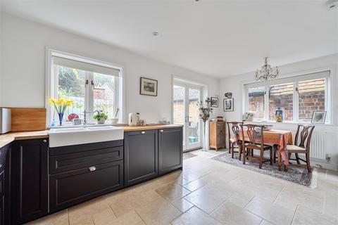 3 bedroom house for sale, High Street, Haslemere