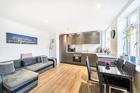 1 bedroom apartment for sale, Pynnacles Close, Stanmore, Middlesex