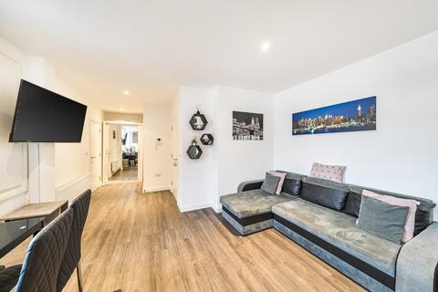1 bedroom apartment for sale, Pynnacles Close, Stanmore, Middlesex