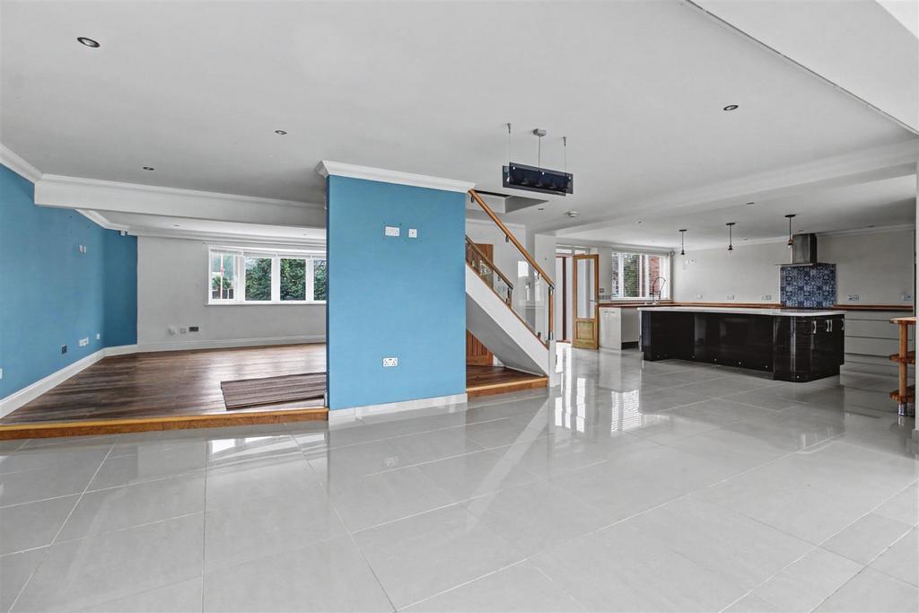 Open Plan Living Dining / Kitchen