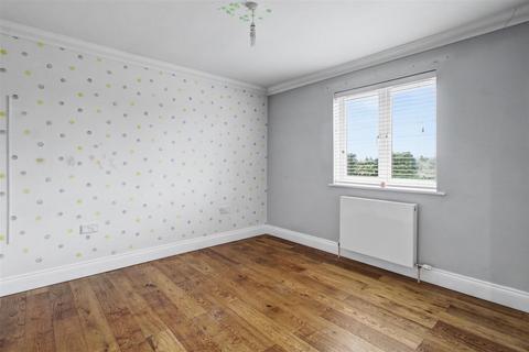 4 bedroom detached house for sale, Chain Free - Large Family Home in Ullswater Avenue, South Wootton