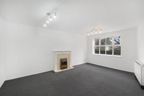 2 bedroom flat to rent, CHAMBERLAYNE AVENUE, WEMBLEY