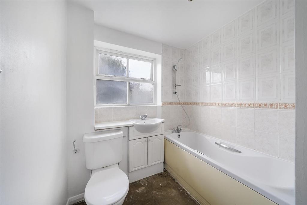 147 Chamberlayne Avenue - y C0 DES6rq L8b X0 Fj98 Dh.jpg