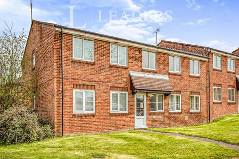 undefined, Gordon Close, RH16