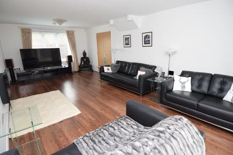 6 bedroom detached house for sale, Barnard Mews, Amesbury, SP4 7FJ