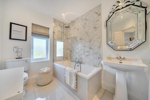 2 bedroom terraced house for sale, Palm Avenue, Sidcup