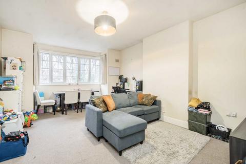 undefined, Gunnersbury Avenue, London W5