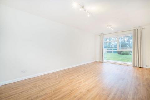 2 bedroom flat to rent, Montpelier Road, London W5
