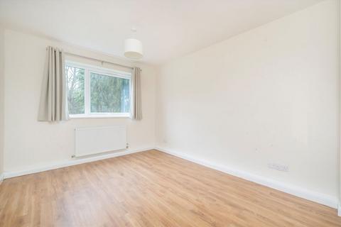 2 bedroom flat to rent, Montpelier Road, London W5