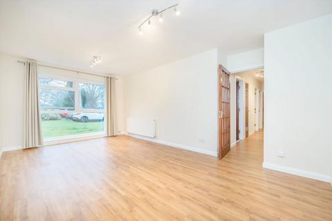 2 bedroom flat to rent, Montpelier Road, London W5