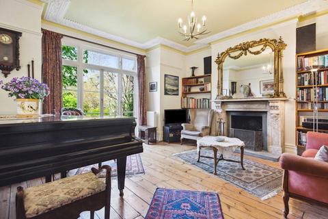 undefined, Chestnut Road, London SE27