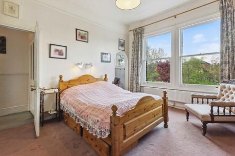 undefined, Chestnut Road, London SE27