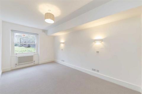 3 bedroom flat for sale, Hervey Road, London SE3