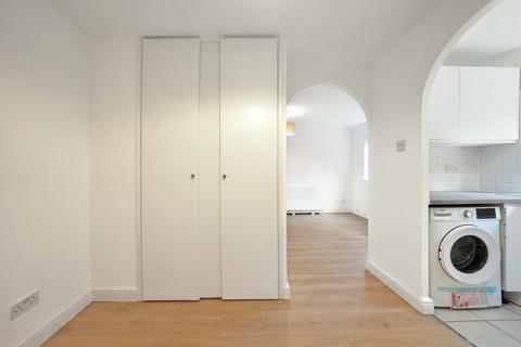 1 bedroom flat for sale, Waddington Close, Burleigh Road, Enfield
