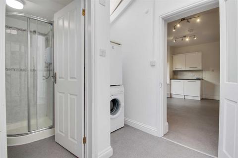 3 bedroom terraced house for sale, Stratford Road, Milton Keynes MK12