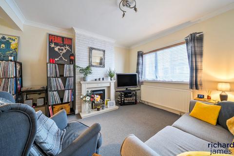 2 bedroom terraced house for sale, Clifton Street, Kingshill, Swindon, SN1
