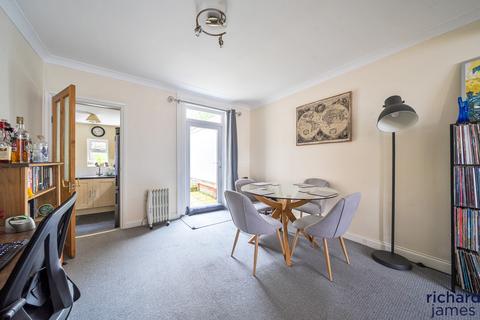 2 bedroom terraced house for sale, Clifton Street, Kingshill, Swindon, SN1