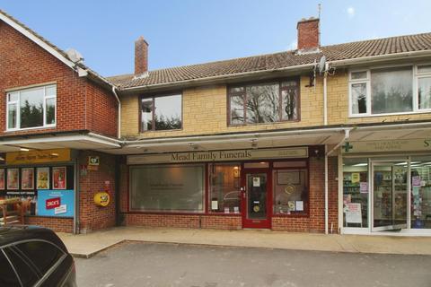 undefined, St. John Road, Swindon SN4