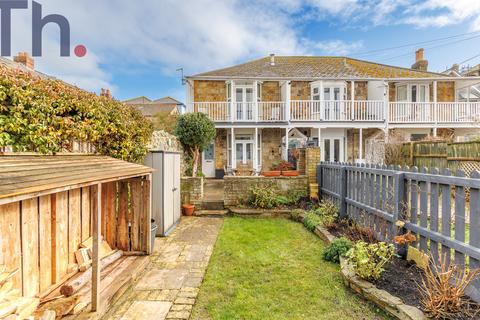3 bedroom end of terrace house for sale, Ventnor PO38