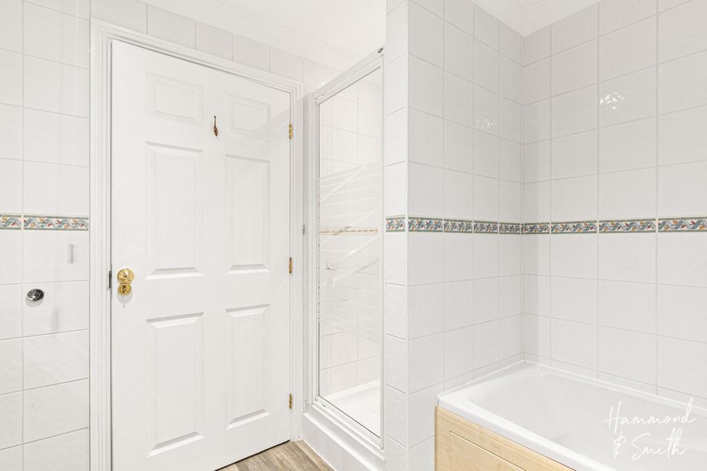 Ensuite Bathroom