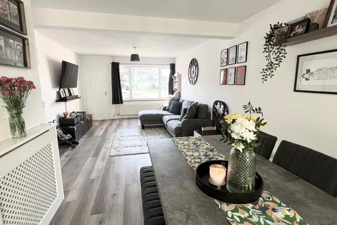 undefined, Ingle Glen, Dibden Purlieu, Southampton, Hampshire, SO45
