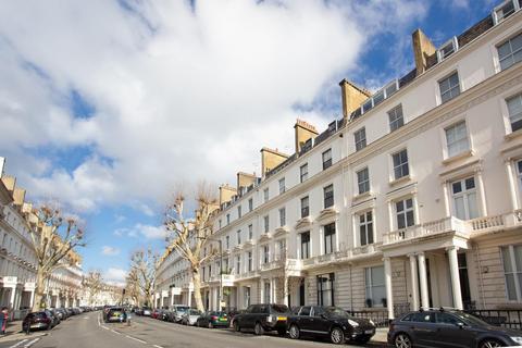 Warrington Crescent, Little Venice, London, W9