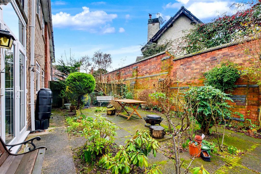 Garden 1.jpeg