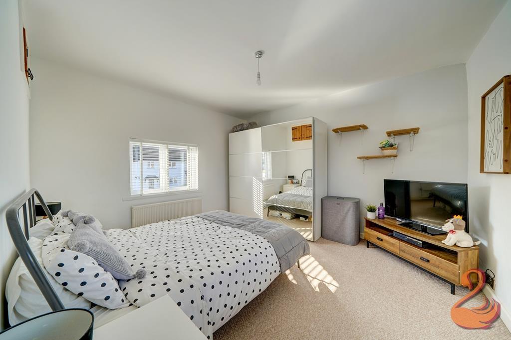 Bedroom One.jpg