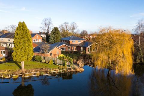 4 bedroom detached house for sale, Willow Grove, York, North Yorkshire, YO31