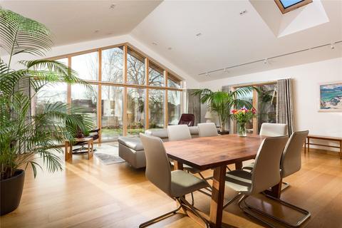 4 bedroom detached house for sale, Willow Grove, York, North Yorkshire, YO31
