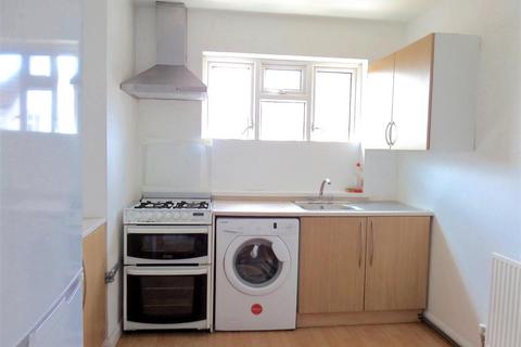 1 bedroom flat to rent, Whiteheart Avenue, Middlesex UB8