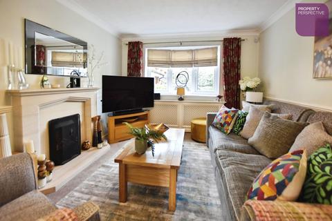 3 bedroom detached house for sale, Brinksworth Close, Breightmet, Bolton, BL2 6AF