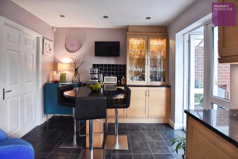 3 bedroom detached house for sale, Brinksworth Close, Breightmet, Bolton, BL2 6AF