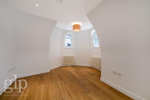 1 bedroom flat to rent, Lisle Street, Soho, WC2H
