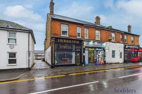2 bedroom maisonette for sale, High Street, Addlestone, Surrey, KT15