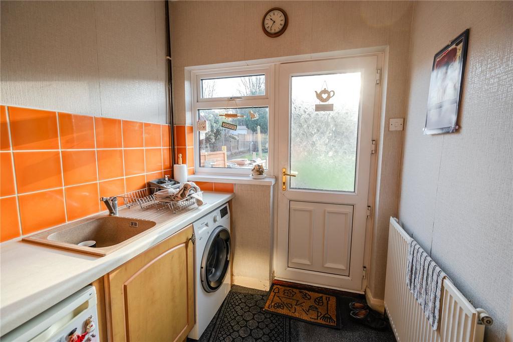Kitchen (2)