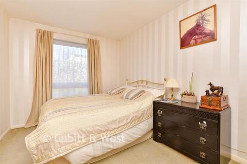 undefined, Eaton Road, Sutton, Surrey