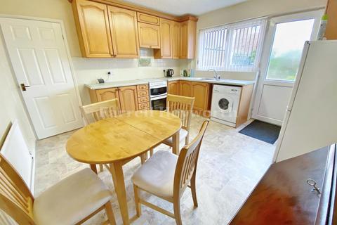 undefined, Tinkerfield, Preston PR2